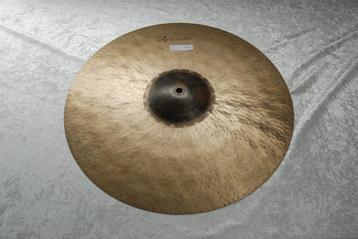 Sabian Artisan crash hand hammered 1366gr 18 inch <25251650> beschikbaar voor biedingen