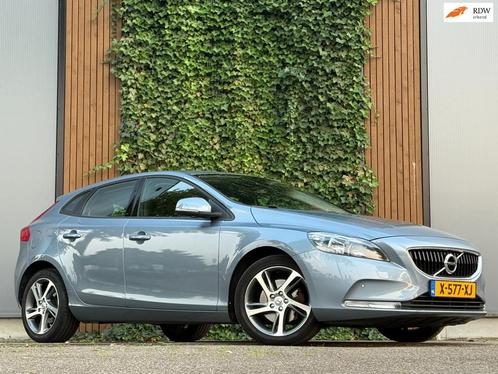 Volvo V40 2.0 T2 R-Design Trekhaak|Camera|Stoel verwarming, Auto's, Volvo, Bedrijf, Te koop, V40, ABS, Achteruitrijcamera, Airbags