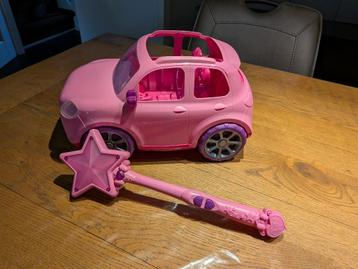 Leuke radiografisch bestuurbare auto voor poppen/Barbies  beschikbaar voor biedingen
