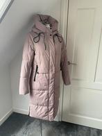 NIEUW! Prachtige lange warme winterjas van DISTRICT maat 38, Kleding | Dames, Jassen | Winter, District, Ophalen of Verzenden