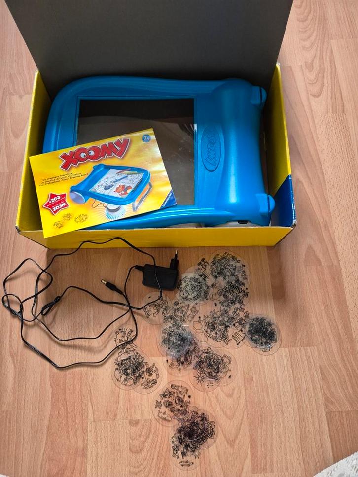 Xoomy tekentafel in doo, vol accessoires, Hobby en Vrije tijd, Tekenen, Zo goed als nieuw, Overige typen, Ophalen of Verzenden