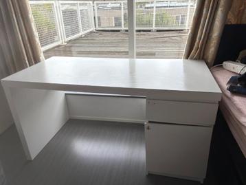 Ikea bureau Malm wit 140x65cm - afbeelding 7