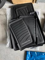 Originele Porsche Taycan Rubber Matten Set, Auto diversen, Automatten, Verzenden, Gebruikt