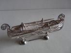 Miniatuur zilver EP11 sloep +2 peddels zilveren miniaturen, Antiek en Kunst, Verzenden, Zilver