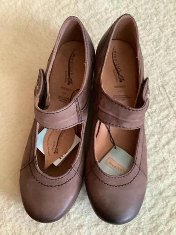 Prachtige bruine vrouwelijke leer schoenen van Medicus, 5(38