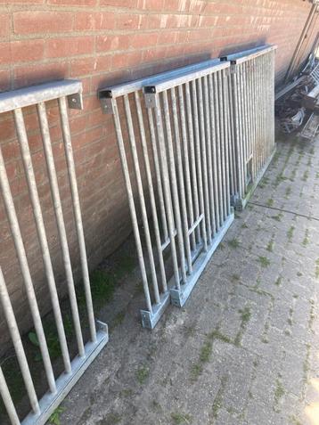 7 stuks traliehekken afkomstig uit paardenstal beschikbaar voor biedingen