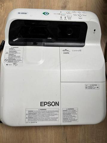 Epson Beamer - EB 695Wi beschikbaar voor biedingen