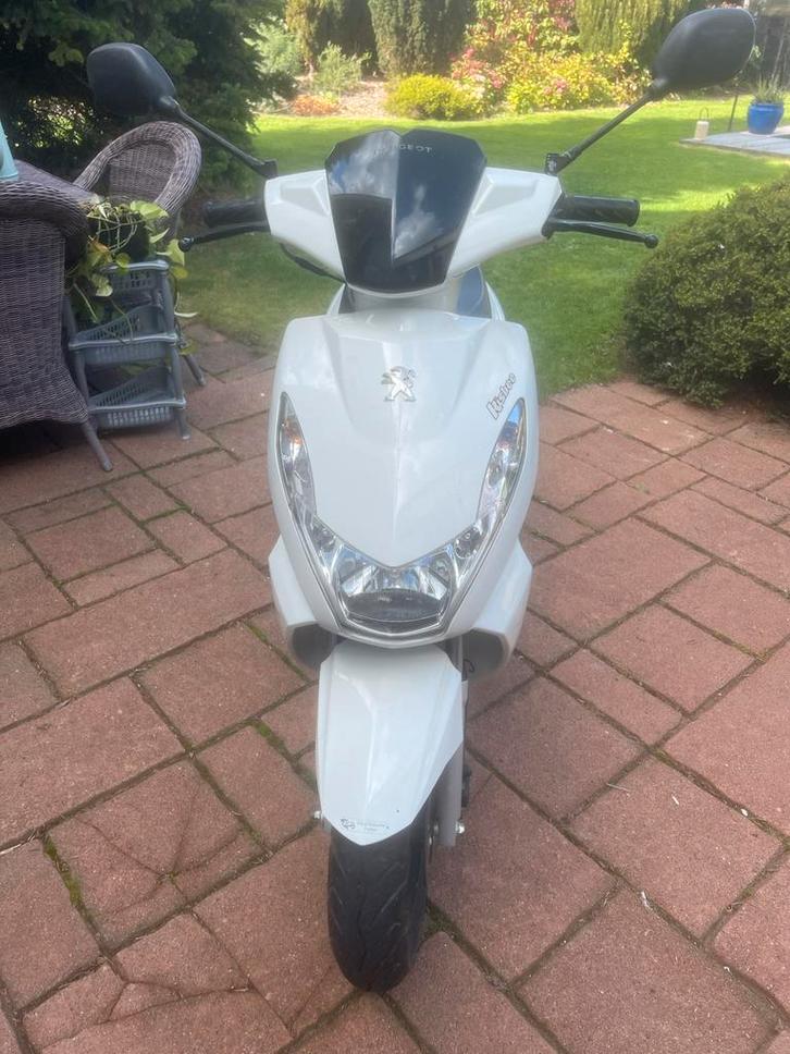 Peugeot Snorfiets - 2015- 3000Km, Fietsen en Brommers, Snorfietsen en Snorscooters, Gebruikt, Peugeot, Benzine, Ophalen of Verzenden
