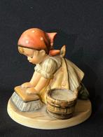 Hummel Beeldje #363, Antiek en Kunst, Antiek | Keramiek en Aardewerk, Ophalen of Verzenden