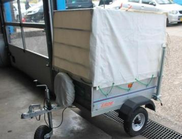 Kleine Bagagewagen / Gesloten Aanhanger met Huif beschikbaar voor biedingen