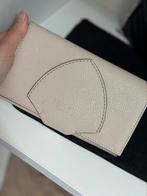 Burberry Equestrian Shield Continental Wallet, Sieraden, Tassen en Uiterlijk, Portemonnees, Ophalen of Verzenden, Zo goed als nieuw