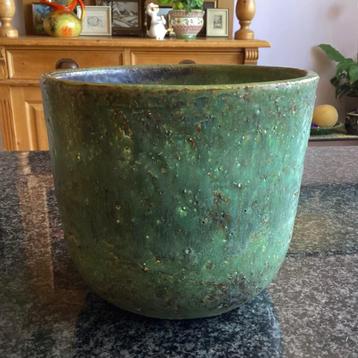 Plantpot, bloempot, groen, jaren 70, brutalist, vintage beschikbaar voor biedingen