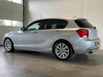 BMW 1-serie 118i 170PK Sport 5drs NL-auto, 1-Serie, Achterwielaandrijving, Gebruikt, 4 cilinders