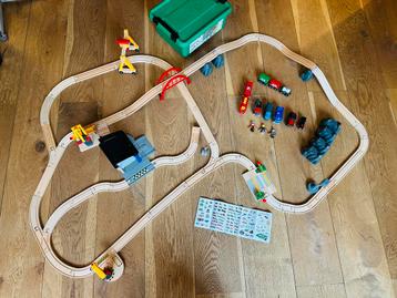 BRIO Treinset – Luxe vrachtset 50-delig + extra’s beschikbaar voor biedingen