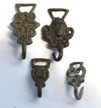 bodemvondst 17e eeuw kledinghaakjes, Verzenden