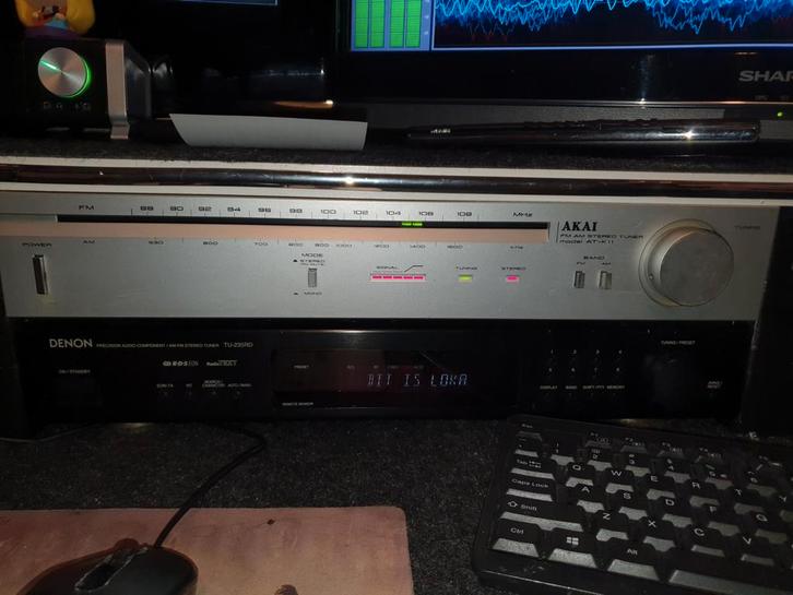 Akai AT-K11 & Denon TU-235RD Tuners, Audio, Tv en Foto, Tuners, Gebruikt, Analoog, Ophalen of Verzenden