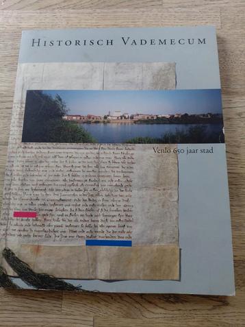 Historisch Vademecum - Venlo 650 jaar stad beschikbaar voor biedingen