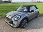 Mini Cabrio Cooper S Chili met HK-sound, Head-up en meer., Auto's, Mini, Euro 6, Cabriolet, 4 stoelen, Leder