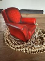 Rode plastic chesterfield stoel, Ophalen of Verzenden, Zo goed als nieuw
