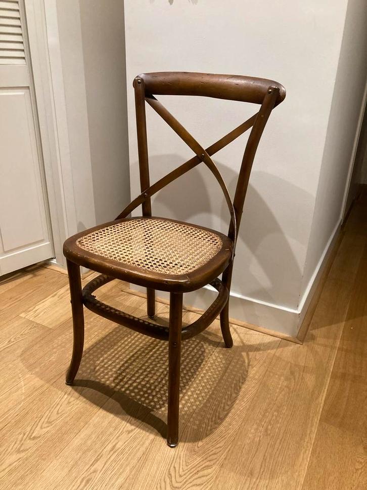 Eetkamerstoel met rieten zitting, Huis en Inrichting, Stoelen, Gebruikt, Eén, Hout, Bruin, Ophalen of Verzenden