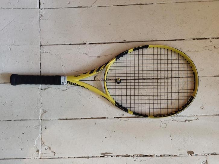 Babolat Pure Aero Team incl. nieuwe bespanning en grip!, Sport en Fitness, Tennis, Gebruikt, Racket, Babolat, L2, Ophalen of Verzenden