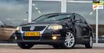 Volkswagen Passat 1.4 TSI Comfortline 2e Eigenaar Nieuwe APK, Voorwielaandrijving, Zwart, 4 cilinders, Origineel Nederlands
