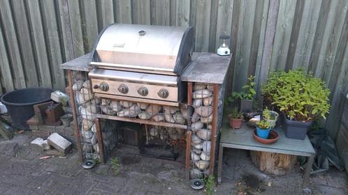 grote gas bbq, stenen ombouw/ aanrecht met elektrische grill, Tuin en Terras, Gasbarbecues, Gebruikt, Ophalen