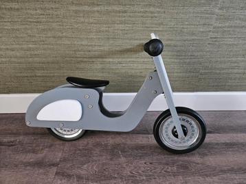 Bandits & Angels Scooter Italian grijs loopfiets loopmotor

 beschikbaar voor biedingen