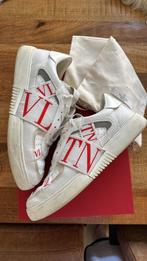 White red valentino, Kleding | Heren, Schoenen, Ophalen of Verzenden, Zo goed als nieuw, Wit