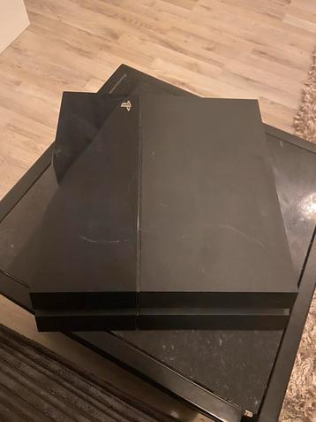 PS4 Pro 1TB + 2 Controllers + Games beschikbaar voor biedingen
