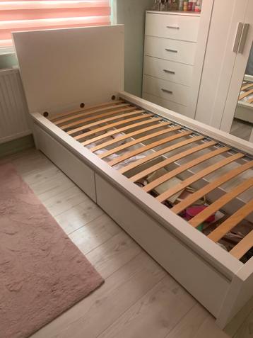 Bed - afbeelding 4