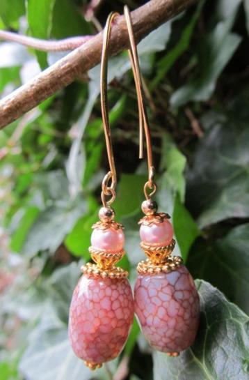 Oorbellen Elseline agaat-swarovski parel-kraaltje goud beschikbaar voor biedingen