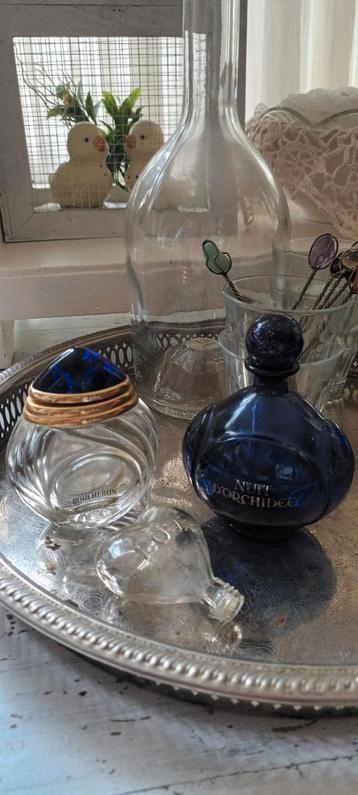 3 parfumflesjes / eau de toilettes (leeg) Boucheron Paris beschikbaar voor biedingen