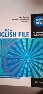 New English File Clive Oxenden pre intermediate student book, Boeken, Studieboeken en Cursussen, Ophalen of Verzenden, Gelezen