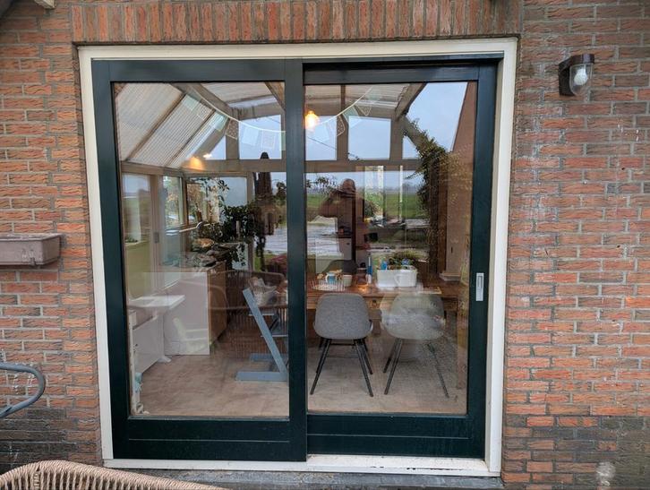 Meranti Hefschuifpui 2-delig - Goede Staat!, Doe-het-zelf en Verbouw, Deuren en Horren, Gebruikt, Buitendeur, 215 cm of meer, 120 cm of meer