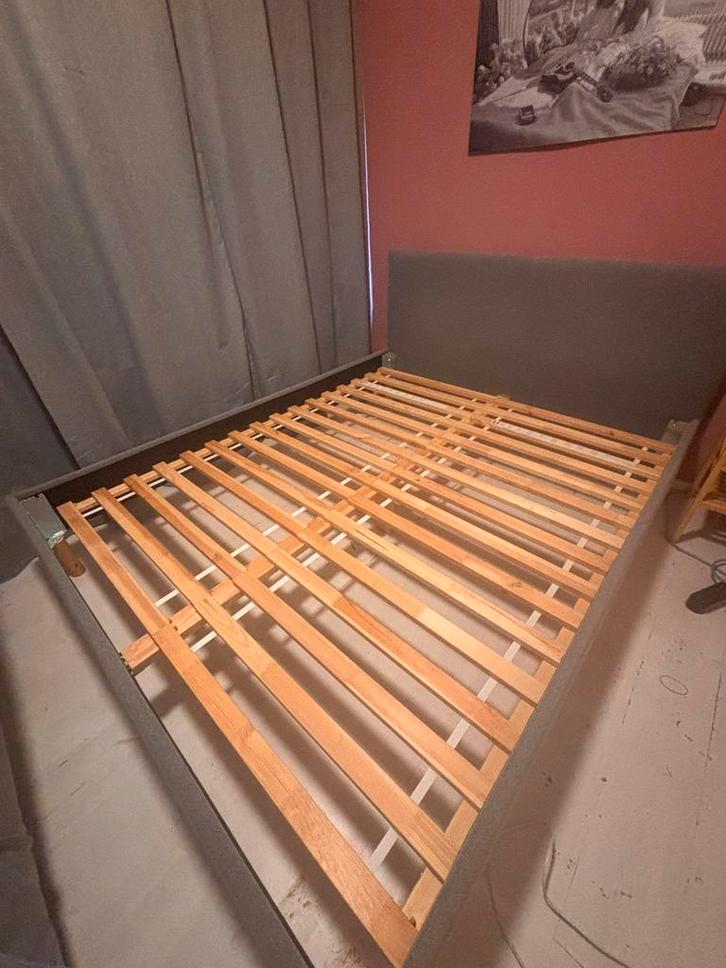 IKEA Bedframe 160x200 - Donkergrijs, incl. Lattenbodem, Huis en Inrichting, Slaapkamer | Bedden, Gebruikt, Tweepersoons, 160 cm