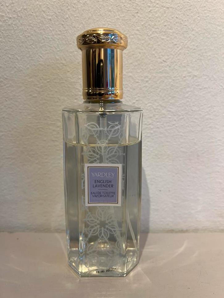 Yardley Lavendel for Women inhoud: 100 ml  Eau de toilette, Sieraden, Tassen en Uiterlijk, Uiterlijk | Parfum, Zo goed als nieuw
