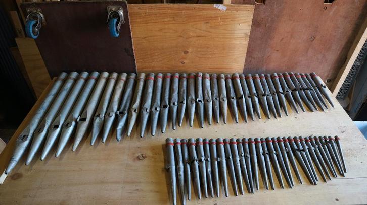 zinken of loden kerkorgel pijpen, pijporgel 166 stuks, Muziek en Instrumenten, Orgels, Gebruikt, Pijporgel, 1 klavier, Ophalen