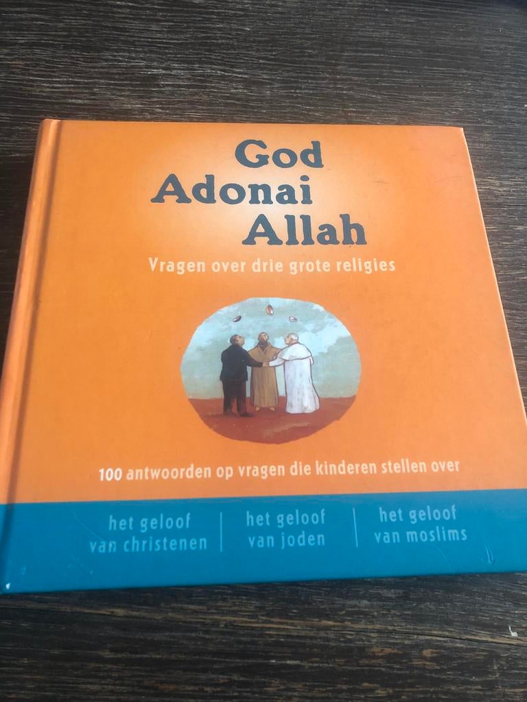 God Adonai Allah - Vragen over religies, Ophalen of Verzenden, Zo goed als nieuw, Christendom | Katholiek