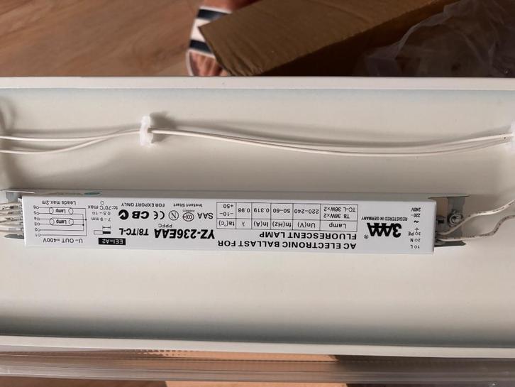 TL Armatuur 120cm met electronisch balast, Doe-het-zelf en Verbouw, Bouwverlichting, Zo goed als nieuw, Armatuur, Minder dan 50 watt
