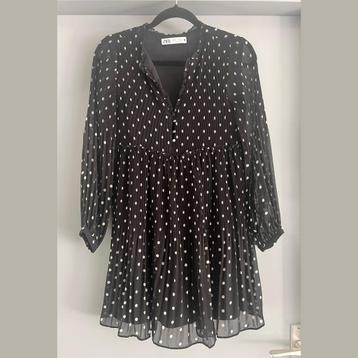 Zara jurkje met stippen / stipjes - maat xs / s beschikbaar voor biedingen