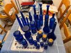 Collectie blauwe glazen flessen en potten bieden vanaf€45, Ophalen, Blauw, 75 cm of meer, Glas