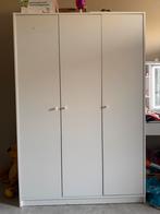 GRATIS: 2 witte kasten, Ophalen, Met deur(en), Gebruikt, 100 tot 150 cm