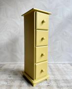 Opgeknapt vintage houten ladekast India Yellow Little Greene, Huis en Inrichting, Kasten | Ladekasten, Ophalen, -, -, 50 tot 100 cm