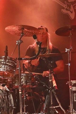 Drumles Hoogvliet(regio Rotterdam, Spijkenisse, Rhoon), Diensten en Vakmensen, Muziekles en Zangles, Slaginstrumenten, Komt aan huis