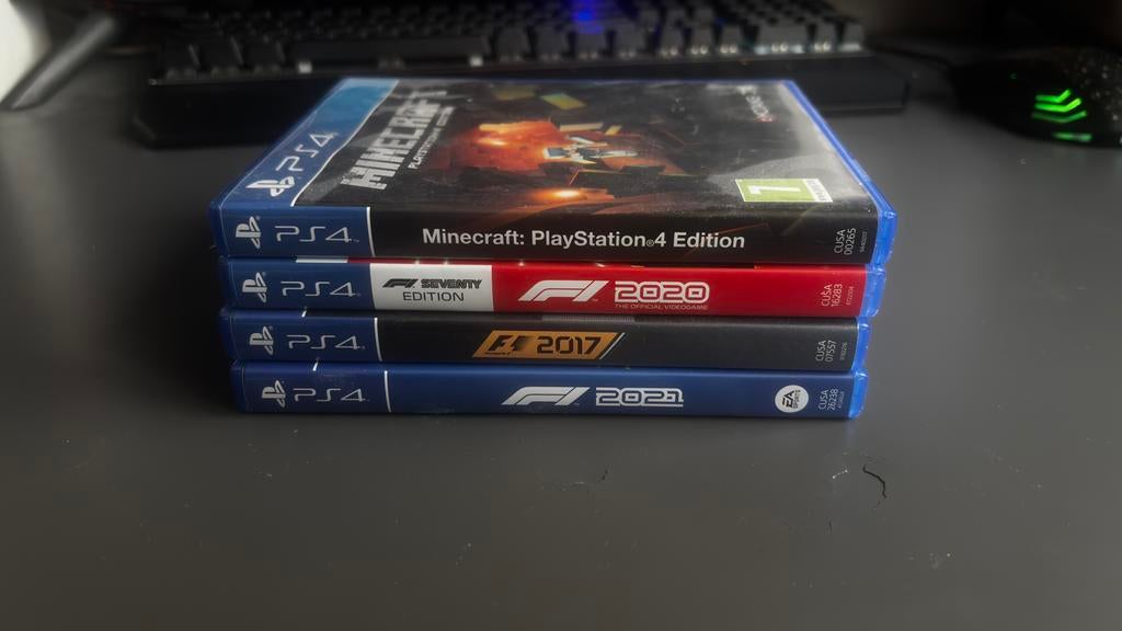 PS4 Games - Minecraft, F1 2020, F1 2017, F1 2021, Ophalen, Zo goed als nieuw, Original, Met games