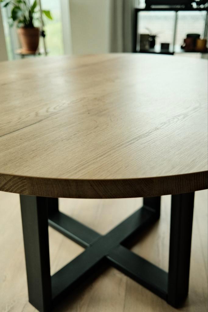 Eettafel Lamulux 130cm - Perfecte Maat!, Huis en Inrichting, Tafels | Eettafels, Zo goed als nieuw, 100 tot 150 cm, 100 tot 150 cm