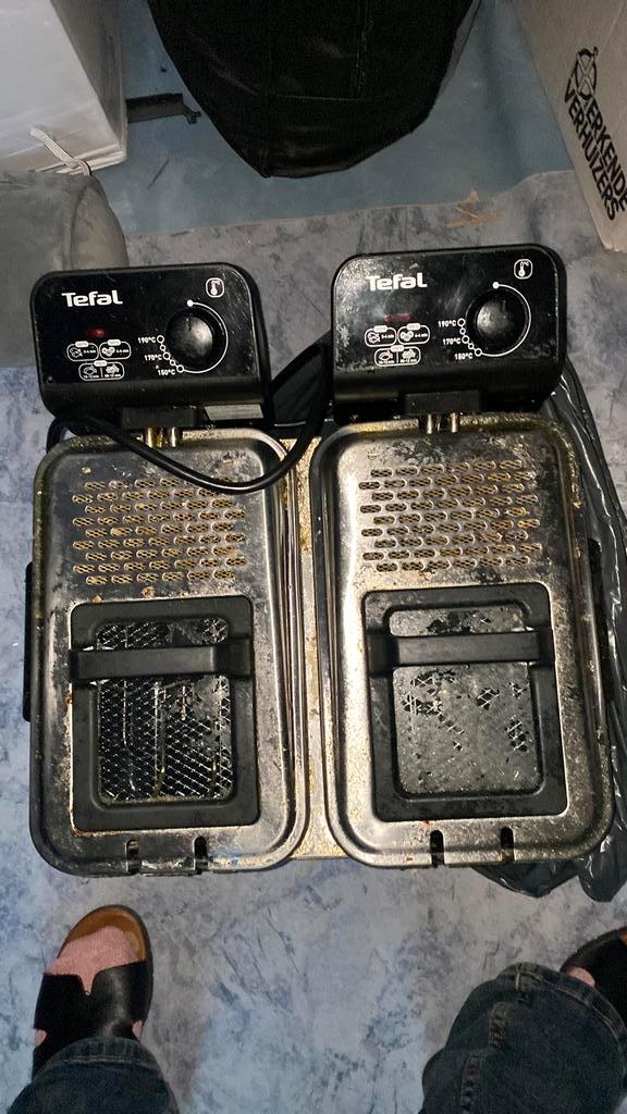 Dubbele frituurpan in goede staat, Witgoed en Apparatuur, Frituurpannen, Zo goed als nieuw, 4 liter of meer, Ophalen