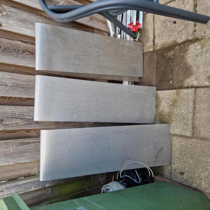 Rvs Platen, Doe-het-zelf en Verbouw, IJzerwaren en Bevestigingsmiddelen, Zo goed als nieuw, Rvs, Ophalen