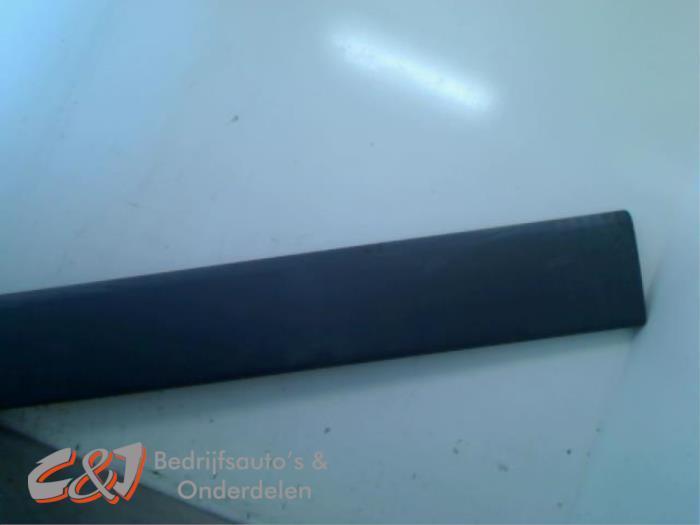 Sierstrip van een Opel Vivaro, Auto-onderdelen, Carrosserie en Plaatwerk, Opel, Gebruikt, 3 maanden garantie, Ophalen of Verzenden